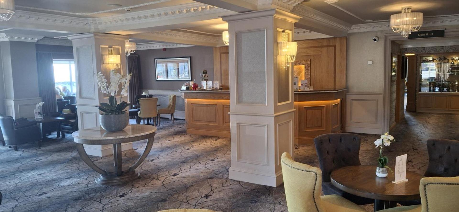 Royal Court Hotel Portrush Exterior foto